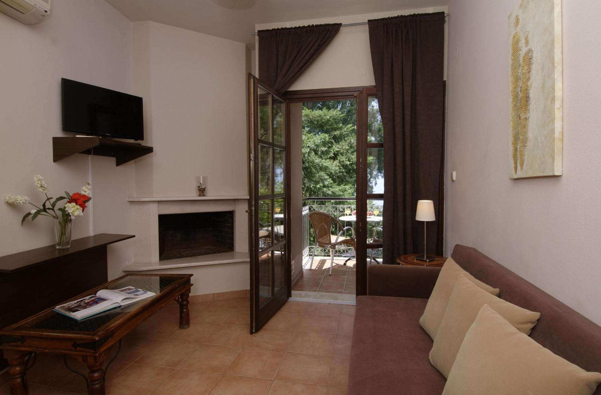 Enalion Hotel Kala Nera Exterior foto